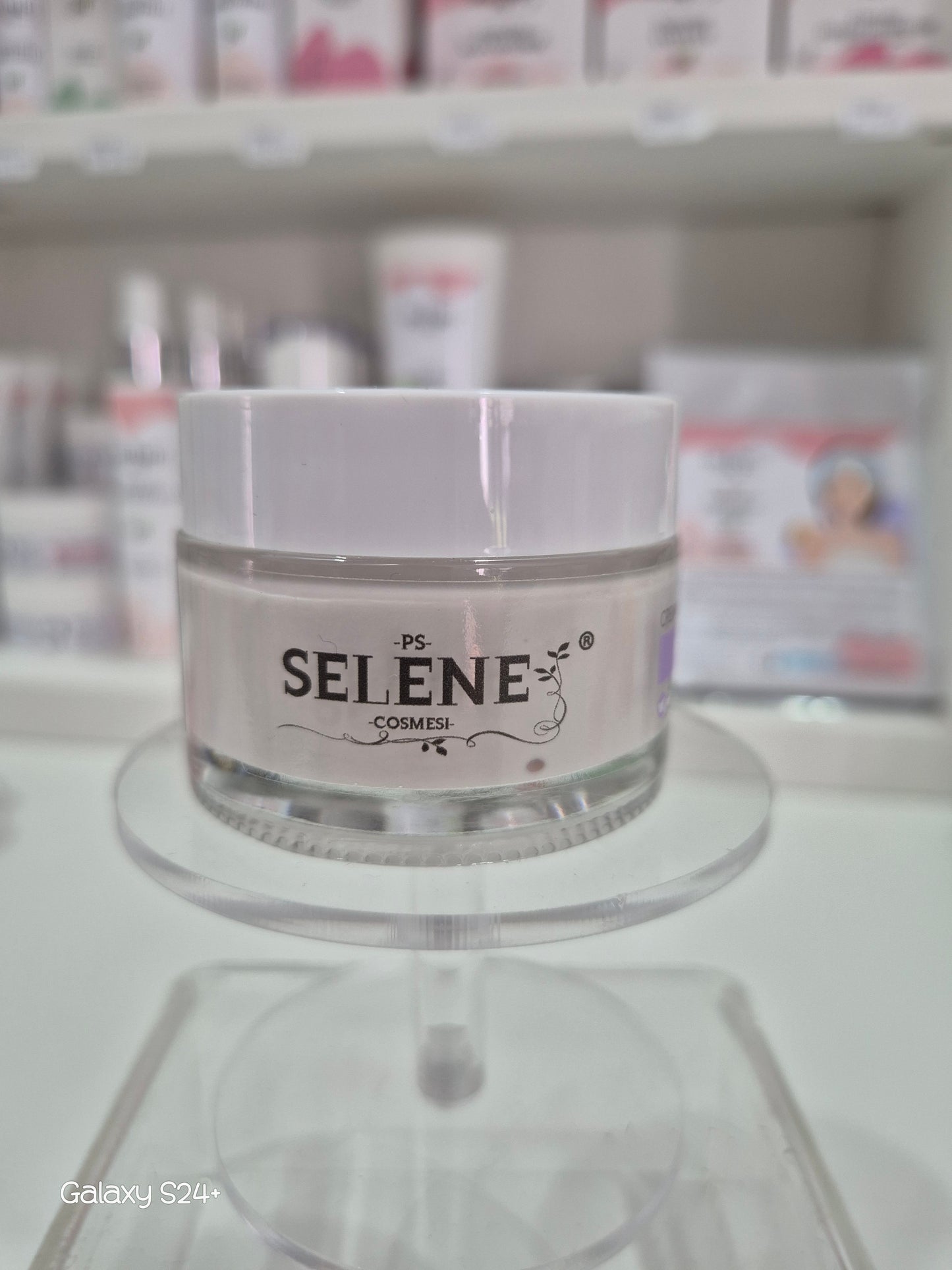 UV SHIELD 30 - CREMA GIORNO CON SPF30 PROTETTIVA