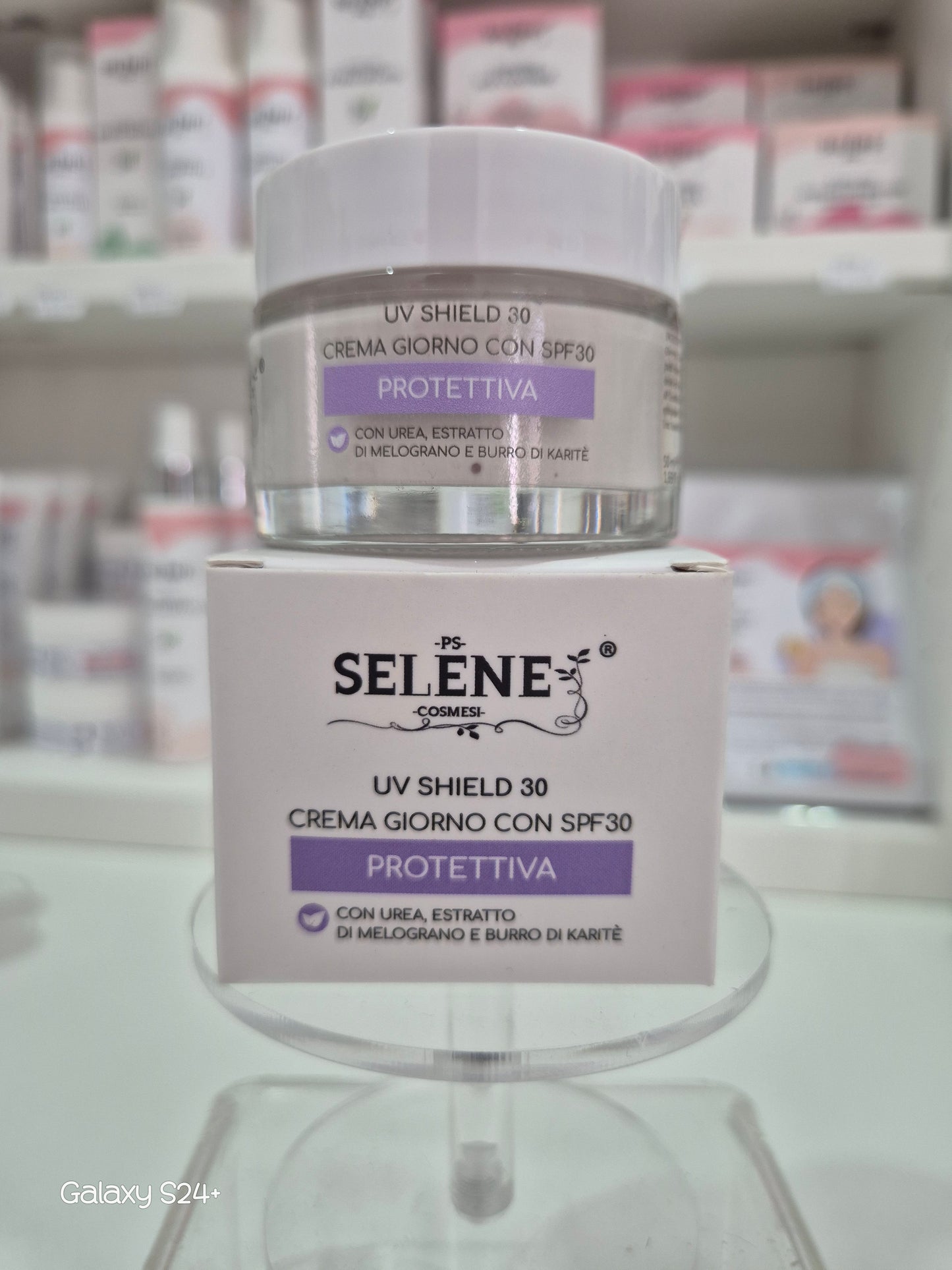 UV SHIELD 30 - CREMA GIORNO CON SPF30 PROTETTIVA